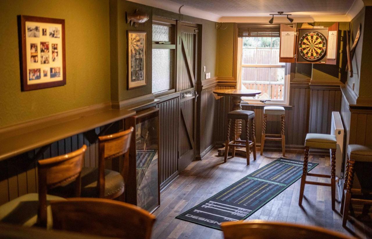 Cross Keys Inn Ettrickbridge Ettrickbridge End Extérieur photo