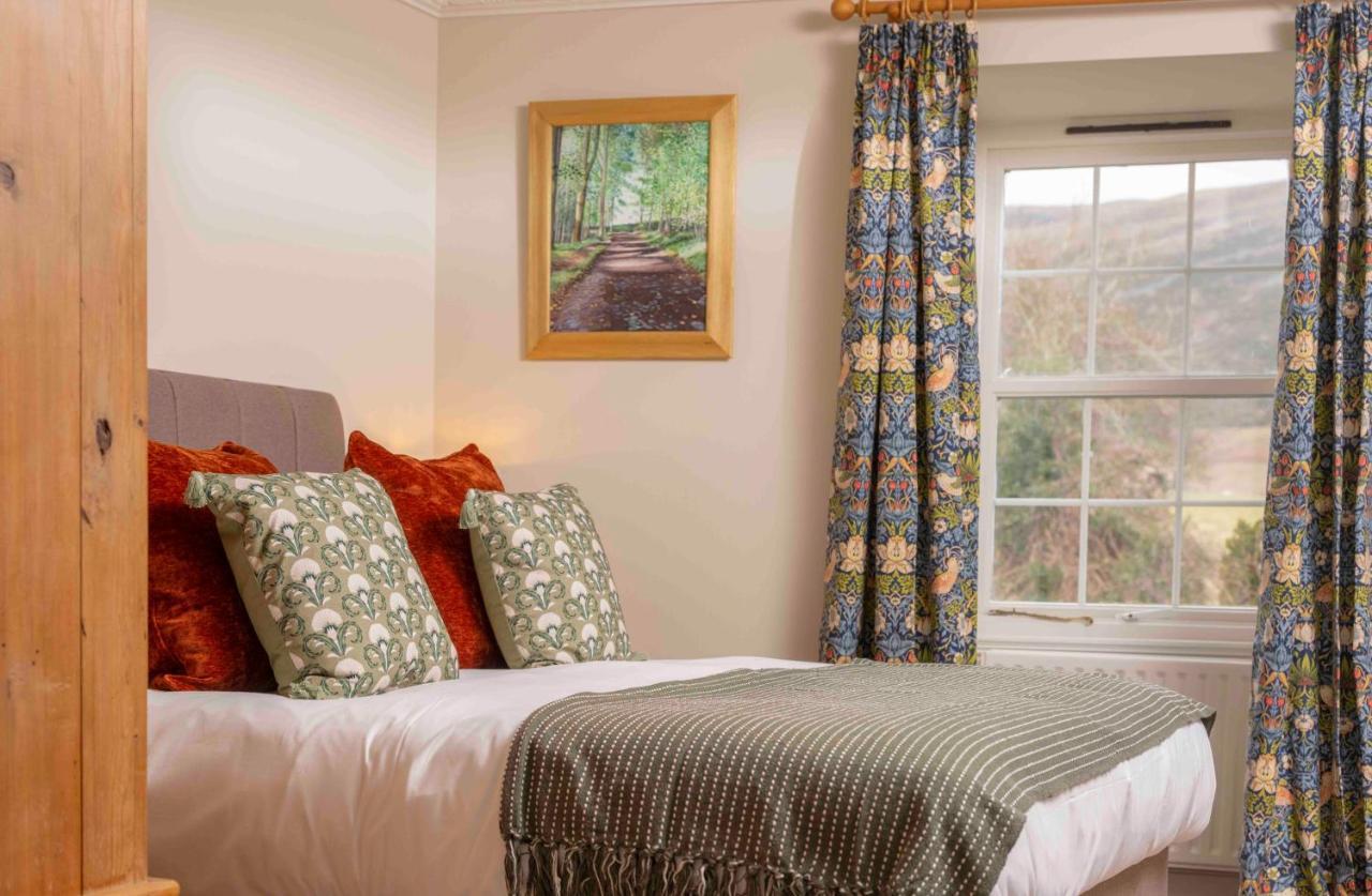 Cross Keys Inn Ettrickbridge Ettrickbridge End Extérieur photo